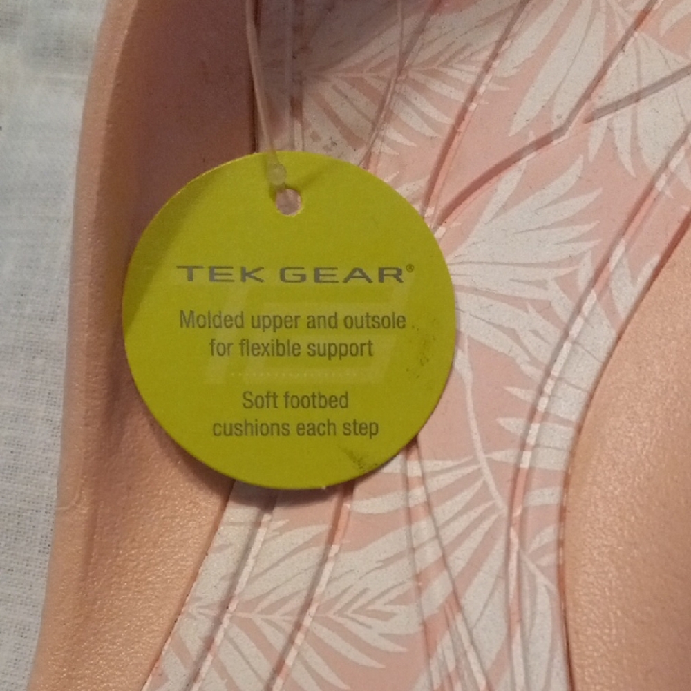 Tek Gear Women's Light Coral Sandals - Picture 2 of 4